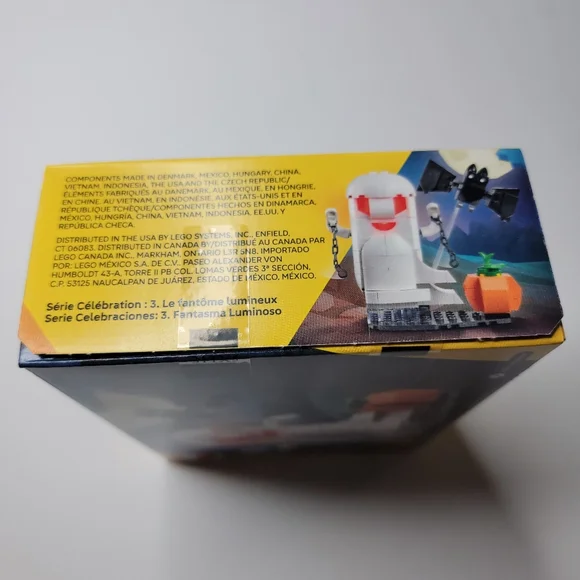 LEGO Luminous Ghost - Picture 6 of 6
